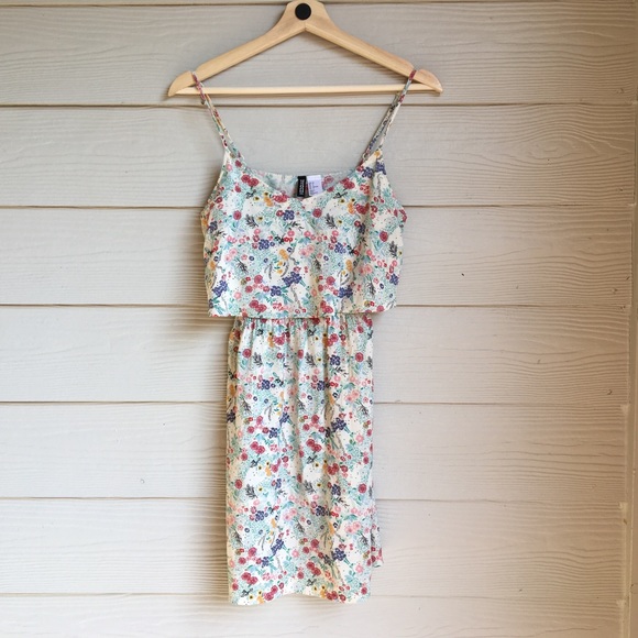 ♦️SOLD♦️Summer Floral Casual Mini dress - Picture 1 of 6